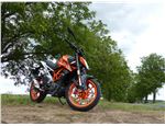 KTM 390 Duke 04