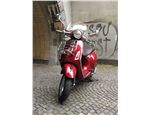 Vespa Primavera 125ie Touring 13