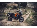 2021-KTM-1290-Super-Adventure-S-06