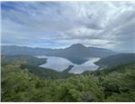 Nikko_Hangetsuyama_lake